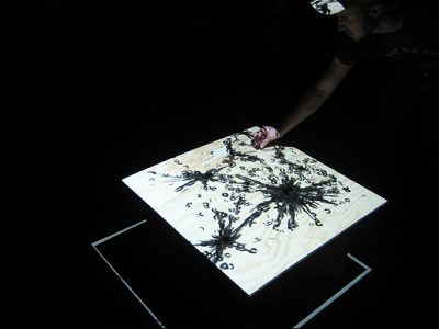 Casey Reas Process 9 (Interaction 1)