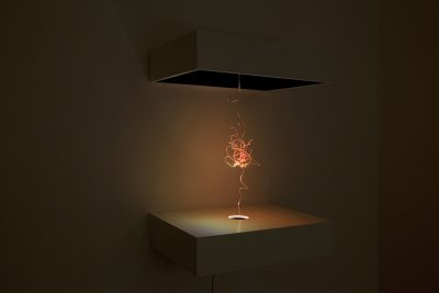 Daniel Canogar
<i>Pneuma 1</i>, 2009
Discarded telephone cables, wood, projector, multimedia disk, fans
22 x 29 x 15.8 in / 56 x 74 x 40 cm
Edition of 7