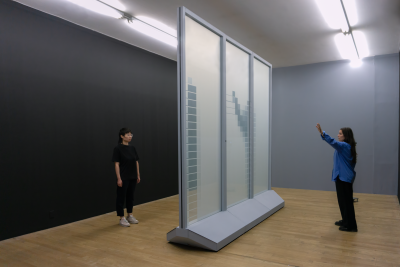 rlh_transparencydisplay_13